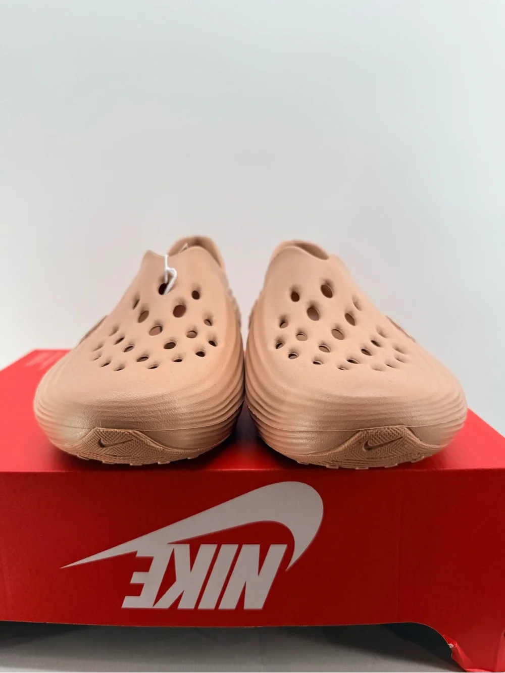 Nike ReactX Rejuven 8 size 7Y